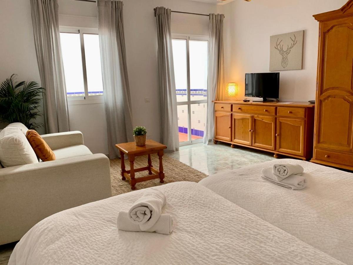 Apartamentos Alan نيرخا المظهر الخارجي الصورة